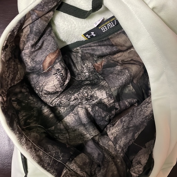 Under Armour Mossy Oak Hoodie XL. - Picture 9 of 11